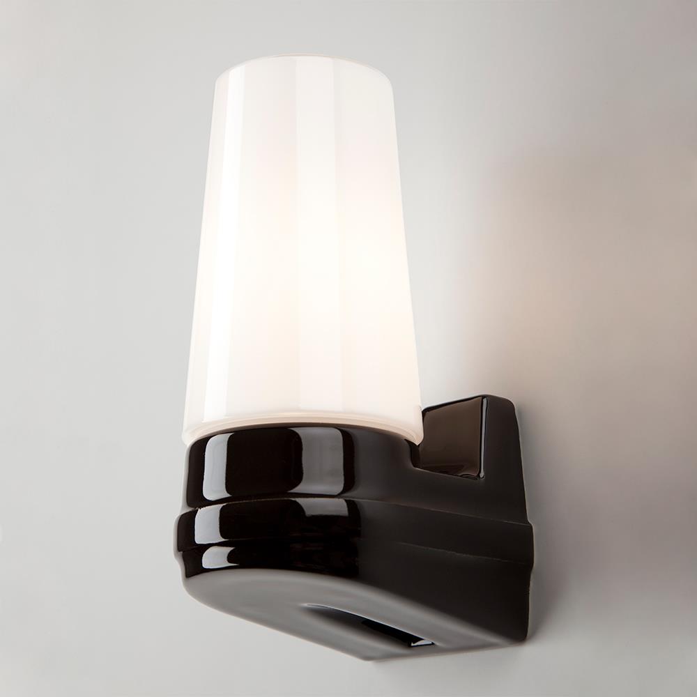 Bernadotte Single Wall Light