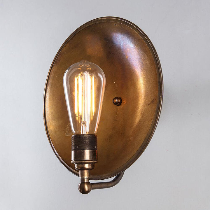 Moray wall light