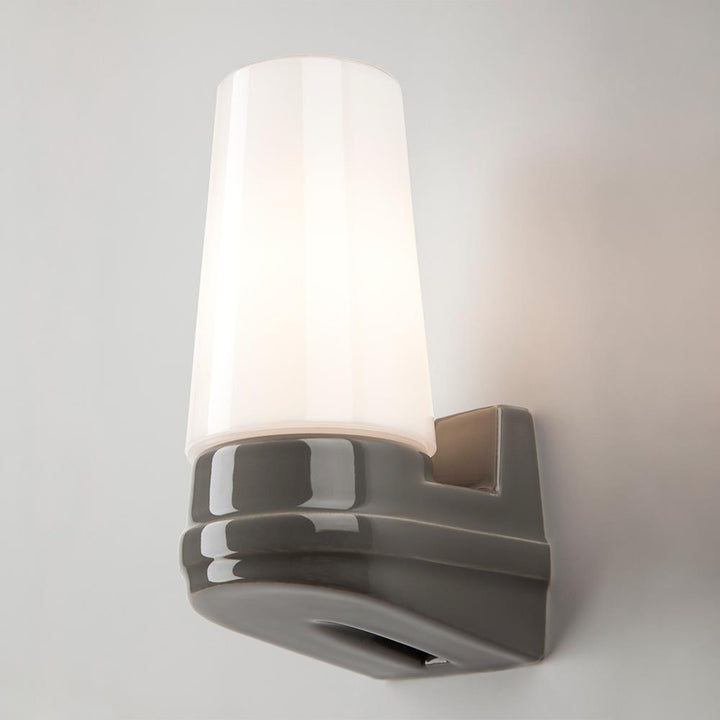 Bernadotte Single Wall Light