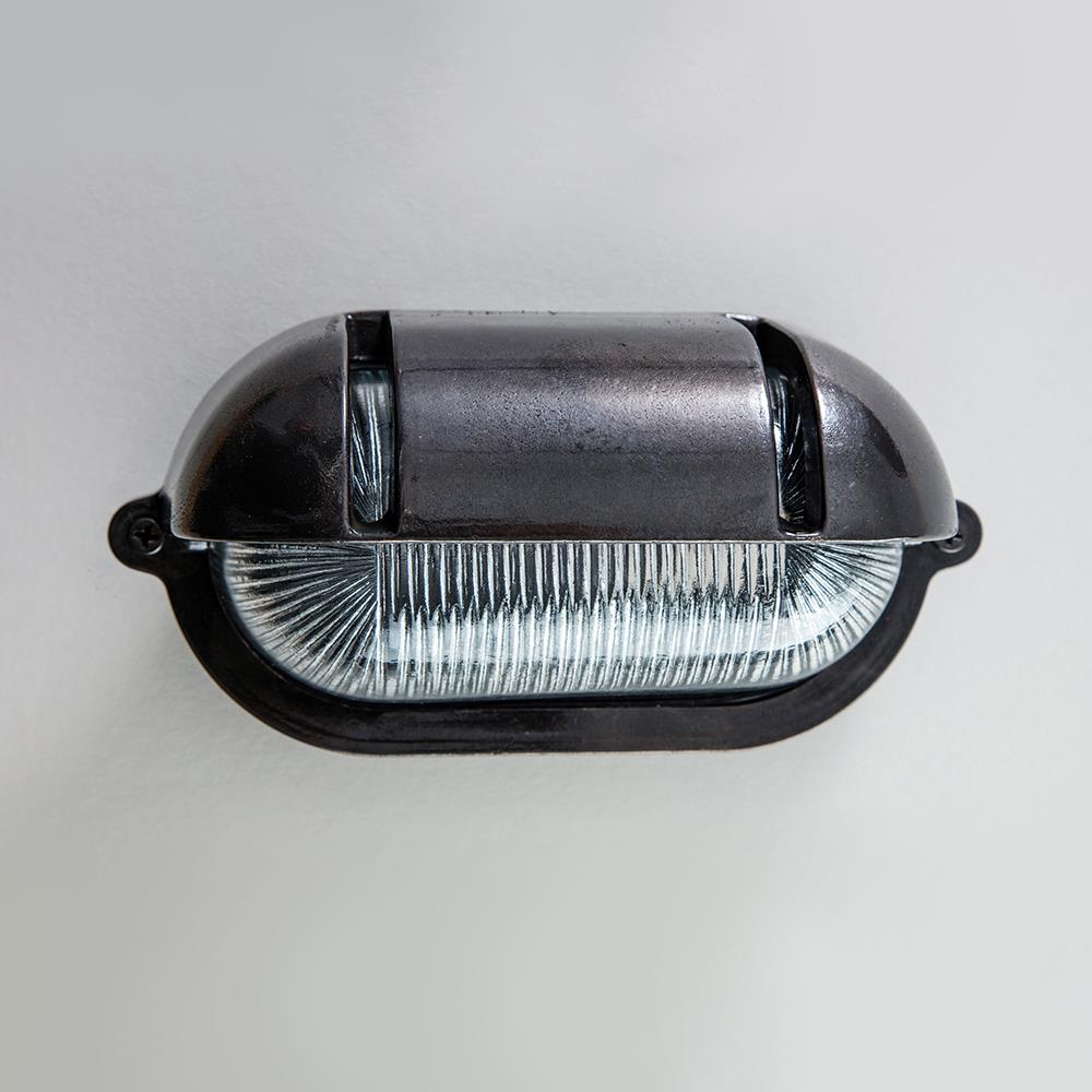 Oval Bulkhead with Eyelid
